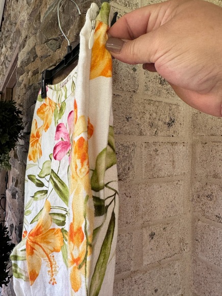 Tommy Bahama Floral Linen Pants-Size 6 - Picture 4 of 8